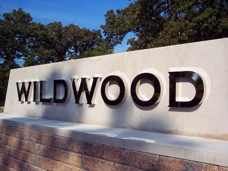 THIẾT KẾ CHỮ NỔI INOX - MICA TẠI THỦ DẦU MỘT