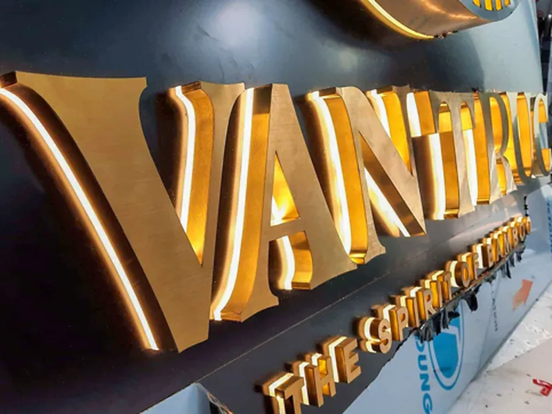 THIẾT KẾ CHỮ NỔI INOX - MICA TẠI THỦ DẦU MỘT