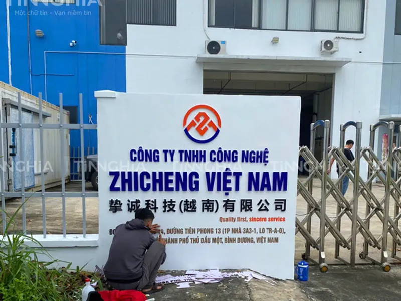 Làm Bảng Hiệu Công Ty TPHCM – Chuyên Thi Công Bảng Hiệu Chữ Nổi Chuyên Nghiệp