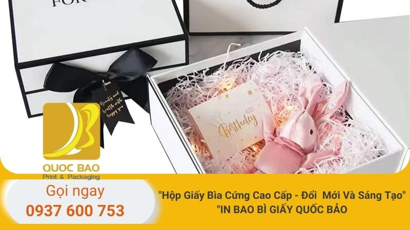 Hộp giấy đựng quà: Biến món quà trở nên ý nghĩa hơn bao giờ hết