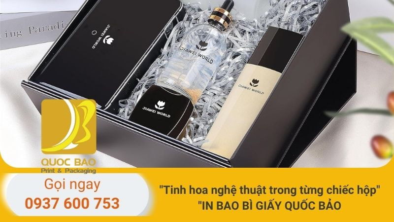 Hộp giấy đựng quà Tết 2025: Tinh tế từ bên ngoài, ý nghĩa từ bên trong