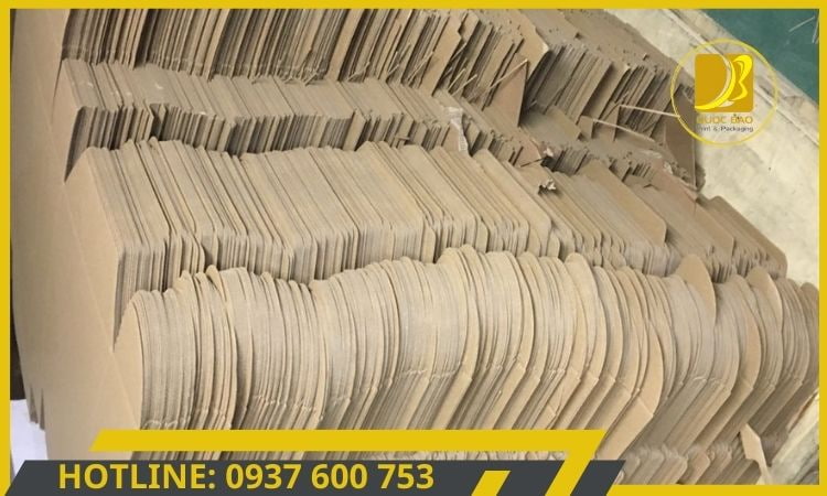 Hộp giấy carton đóng hàng chất lượng cao: Độ bền và khả năng chịu lực tối ưu.