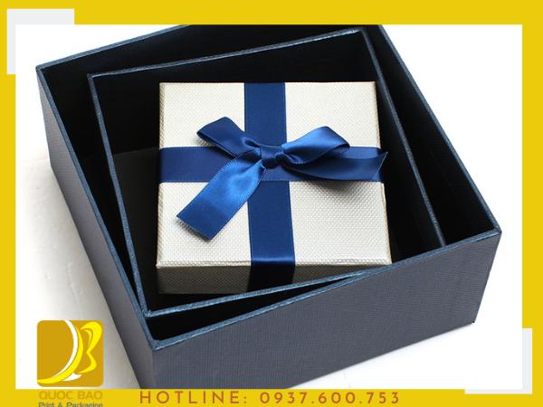 Hộp đựng quà