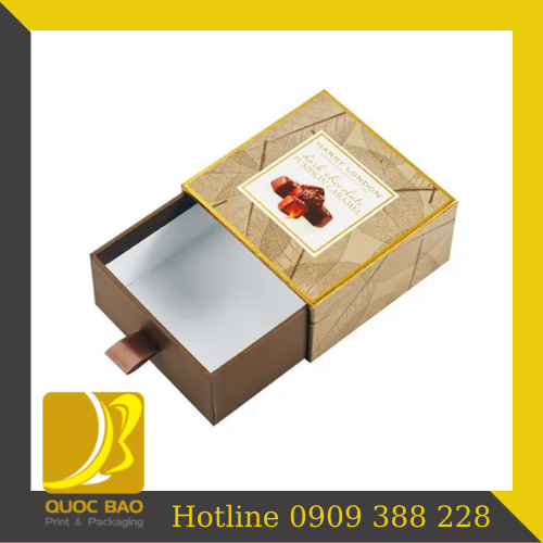 Hộp giấy đựng bánh cao cấp