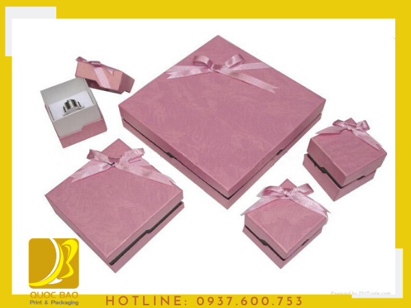 Hộp quà tặng cao cấp