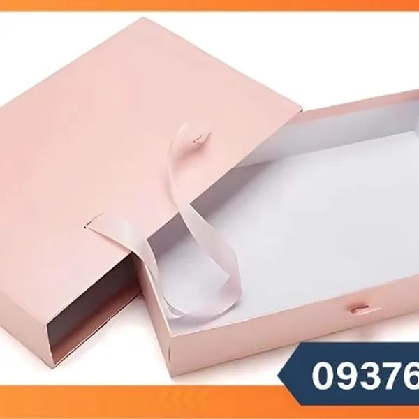 Xu hướng thiết kế hộp bánh Trung Thu 4 bánh với công nghệ in hộp cứng cao cấp