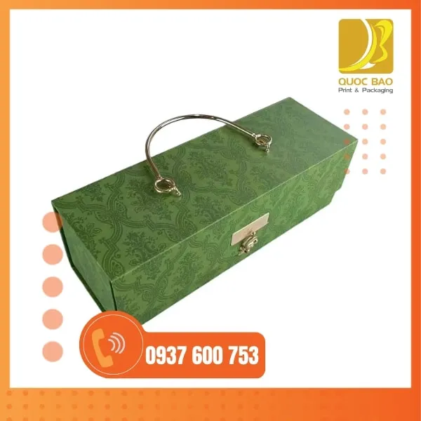 In hộp giấy cứng giúp hộp Trung Thu cao cấp trở nên sang trọng, đẳng cấp