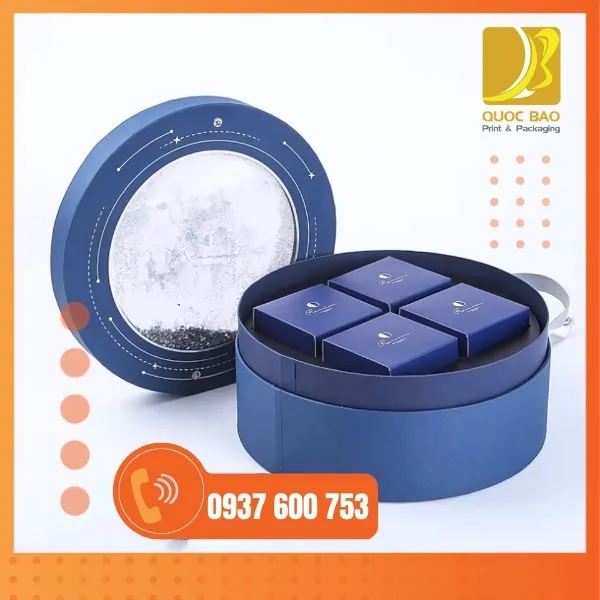 In hộp giấy cứng giúp hộp Trung Thu cao cấp trở nên sang trọng, đẳng cấp