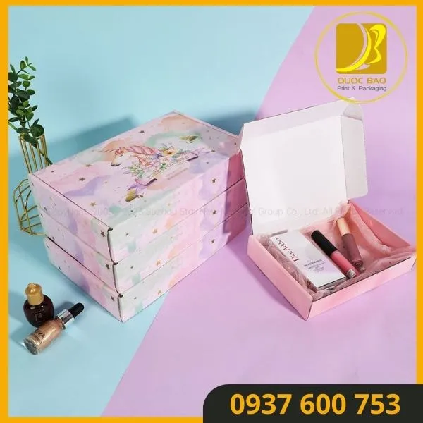 Hộp Carton đựng quà Quốc Bảo – Bảo vệ giá trị, gửi gắm cả tấm lòng.