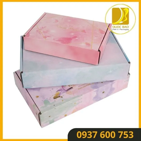 Hộp Carton đựng quà Quốc Bảo – Tâm hồn quà tặng, chở về mỗi trái tim.