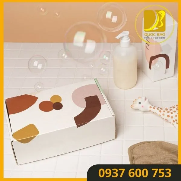 Giải Pháp Đóng Gói An Toàn - Hộp Carton Nắp Gài Quốc Bảo