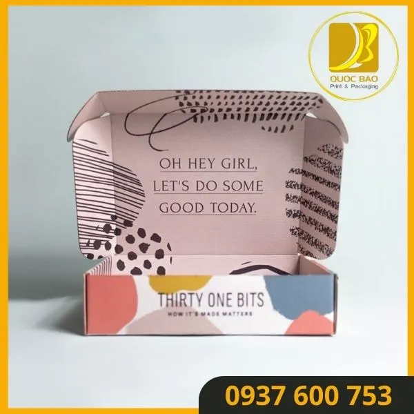 Tinh Tế Từng Chi Tiết Với Hộp Carton Đựng Quà Quốc Bảo