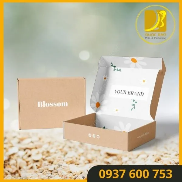 Tinh Tế Từng Chi Tiết Với Hộp Carton Đựng Quà Quốc Bảo