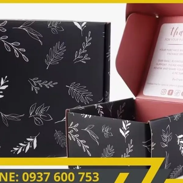 Dịch vụ khách hàng tận tâm: Hỗ trợ nhanh chóng và chuyên nghiệp với hộp giấy carton đóng hàng.