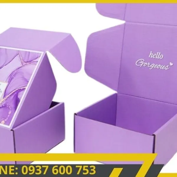 In ấn sắc nét: Màu sắc chuẩn với hộp giấy carton đóng hàng Quốc Bảo