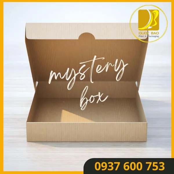 Hộp giấy carton đóng hàng thân thiện với môi trường: Sử dụng nguyên liệu tái chế.