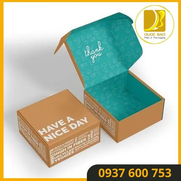 Hộp giấy carton đóng hàng thân thiện với môi trường: Sử dụng nguyên liệu tái chế.