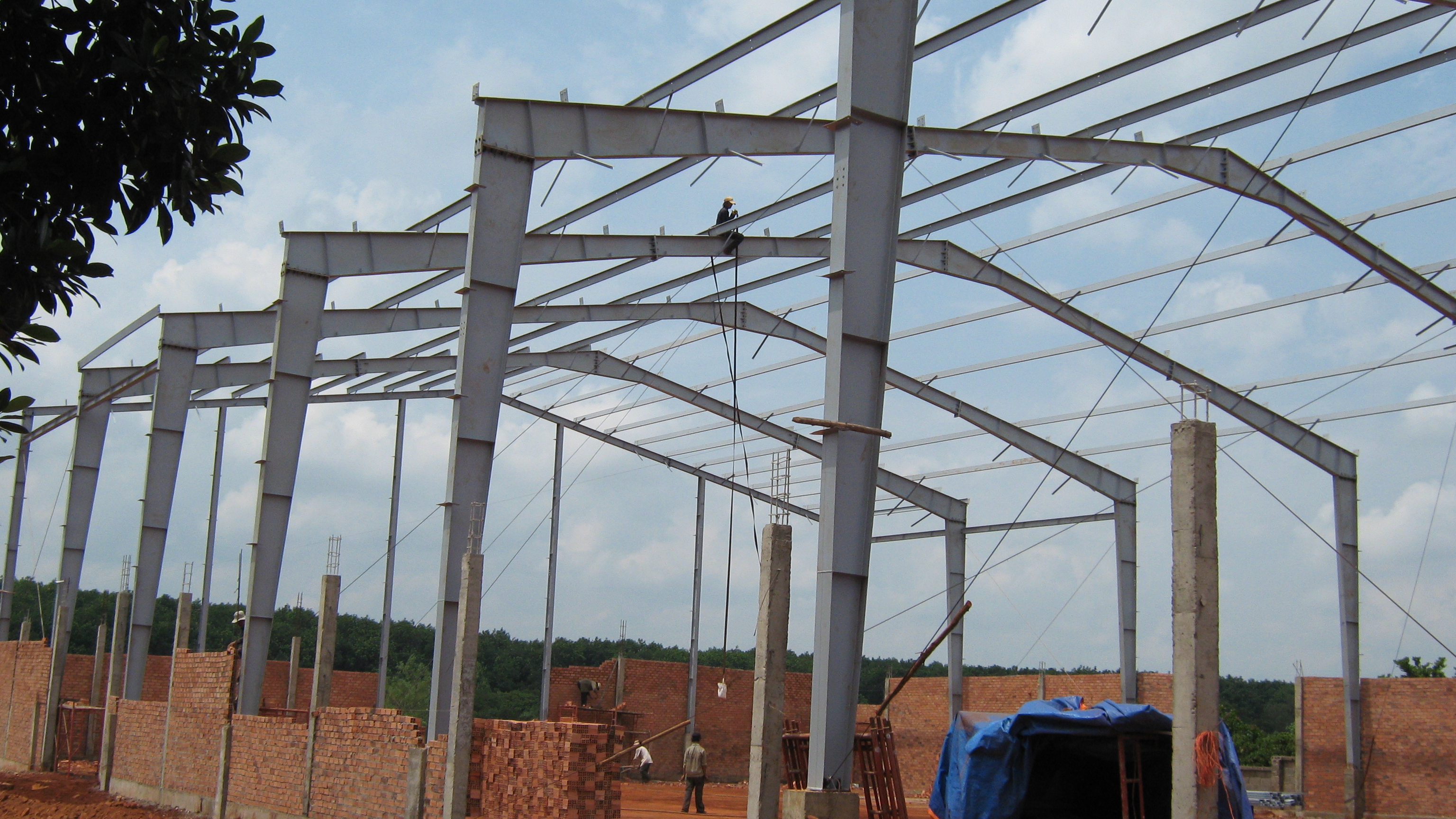 nhà xưởng kết cấu thép