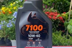 Khám Phá Sức Mạnh Vượt Trội Của Dầu Nhớt Motul 7100