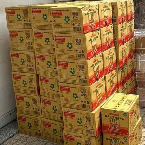 Mua Sỉ Thùng Dầu Thắng Phanh Đĩa Xe Máy Ô Tô MEKONG VH 3-2 830 ml Cho Xe Máy Ô Tô. 