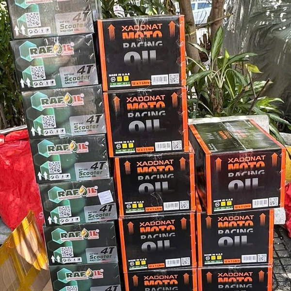 Mua Sỉ Thùng Nhớt XADONAT Racing 10W40 Full Tổng Hợp Nhập Khẩu UAE Cho Xe Số 800ml. 