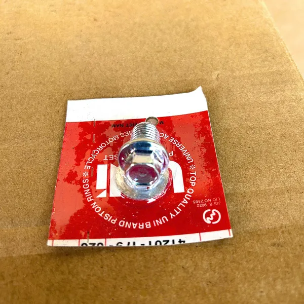 Ốc Nhớt Nam Châm UNI Cao Cấp Đầu 17 