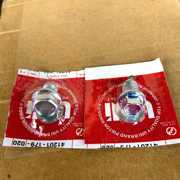 Ốc Nhớt Nam Châm UNI Cao Cấp Đầu 17 