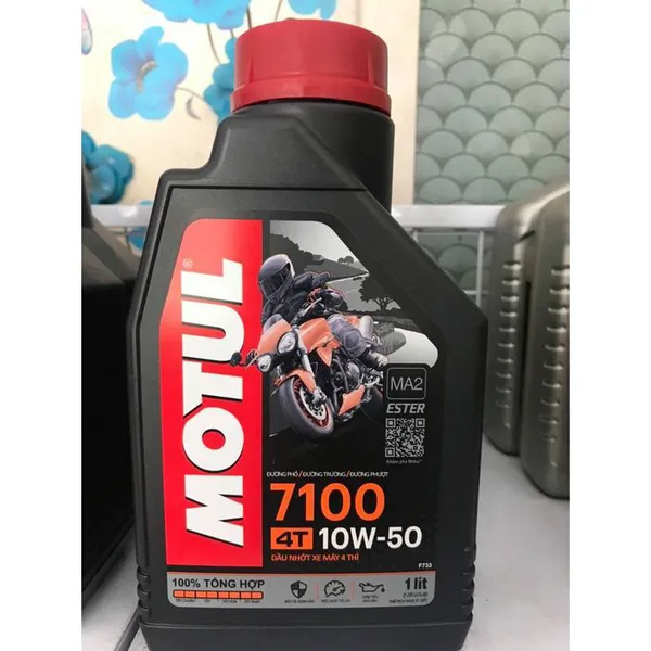 Nhớt Motul 7100 10w50 4T 1L (Xe Số, Mô Tô)