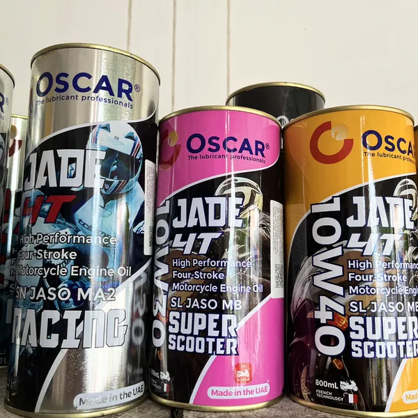 Nhớt Oscar Jade 4T Racing 5W40 Lon 1 lít nguyên Full Tổng Hợp Cho Xe Số, Côn tay, PKL - Nhập khẩu UAE