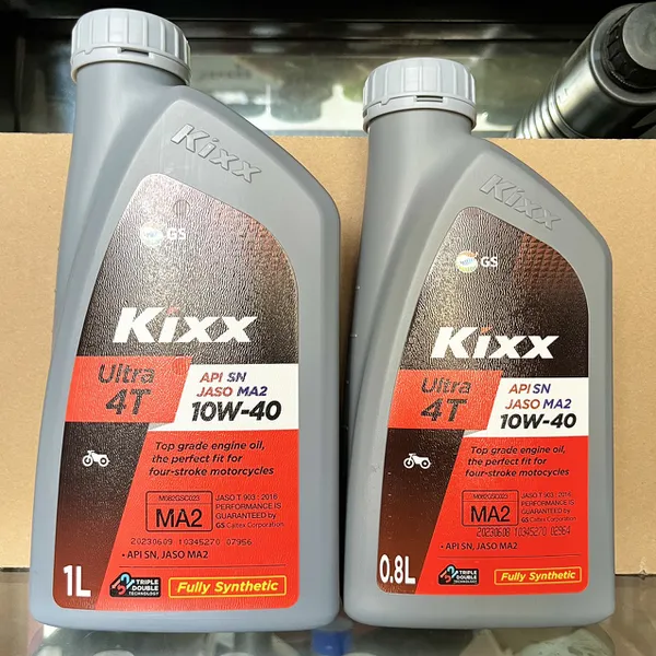1 Thùng 12 Chai Nhớt Kixx Tay Ga 10w40, Kixx SCooter Ultra 10W40 800ml