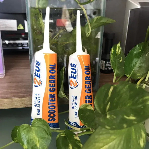 Nhớt Lap Hộp Số ZEUS 80w90 120ml Scooter Cho Mọi Loại Xe Tay Ga, Chính Hãng