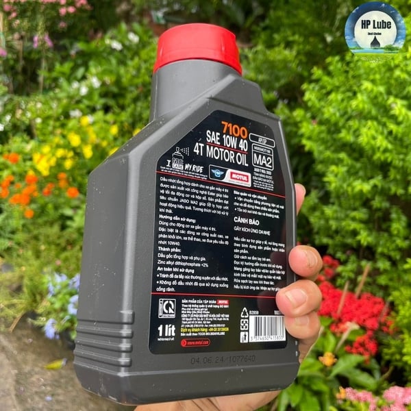 Mua Sỉ Thùng 12 Chai Nhớt Motul 7100 10w40 1L Full Tổng Hợp Cap Cấp Công Nghệ Ester Cho Xe Số, Côn Tay. 