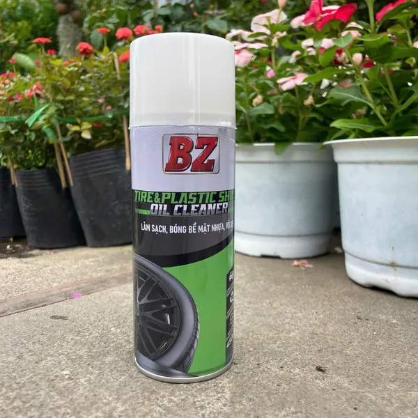 Chai Xịt Phục Hồi Nhựa Nhám Và Làm Bóng Lốp Xe BZ TIRE SHINE Blue Dolphin 450ml