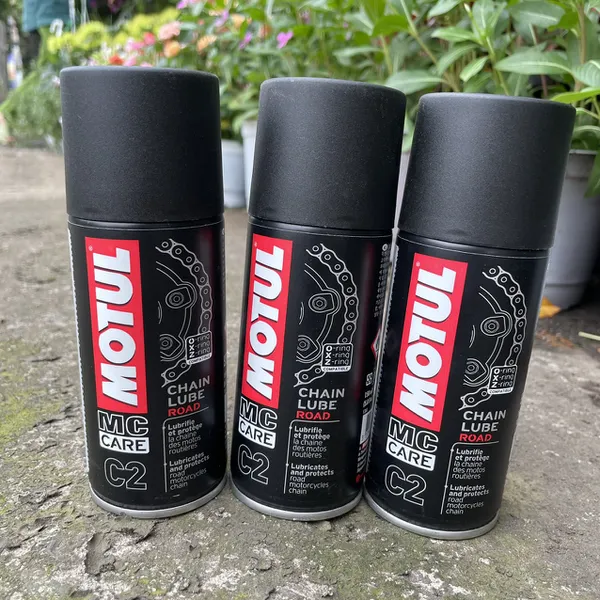 Chai Xịt Dưỡng Sên - Xích Motul C4 Factory Line 400ml