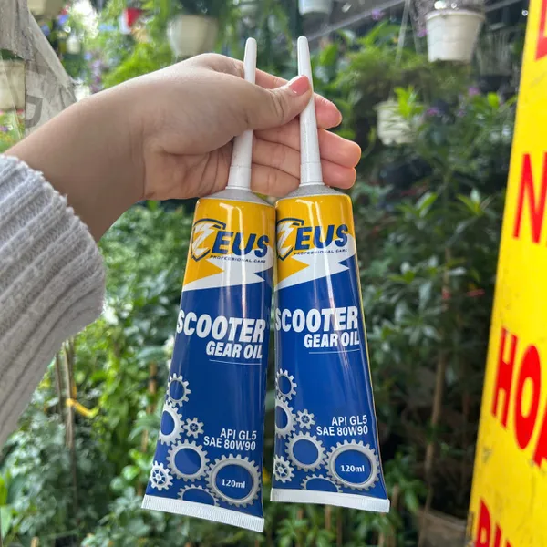 Nhớt Lap Hộp Số ZEUS 80w90 120ml Scooter Cho Mọi Loại Xe Tay Ga, Chính Hãng