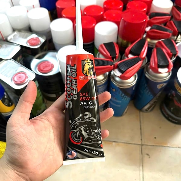 Mua Sỉ Thùng Nhớt Lap Chống Hú Cho Xe Tay Ga DBMIX 120ml 80w90.