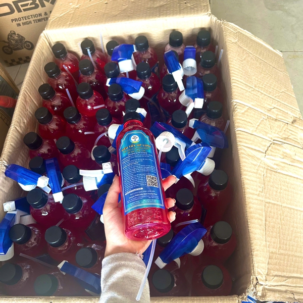 Mua Sỉ Thùng Tẩy Rỉ Sét, Rửa Lốc Máy Không Chạm HP Lube 500ml. 