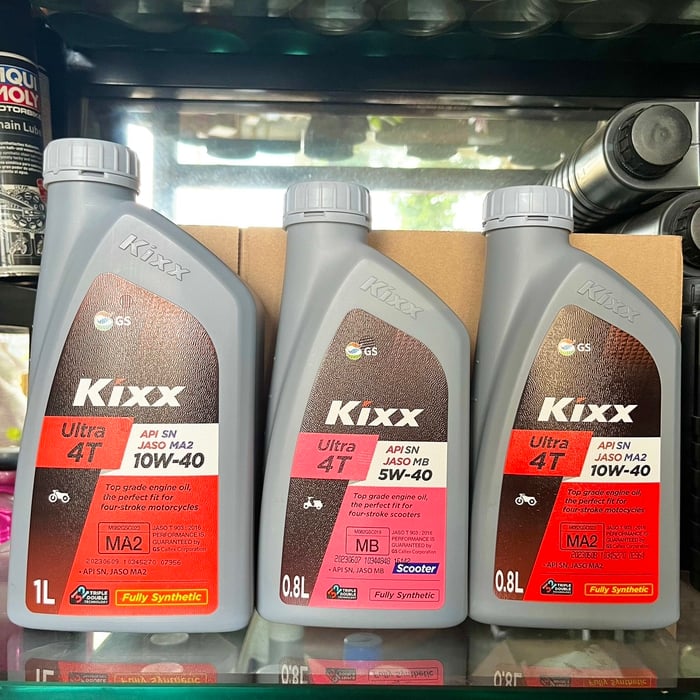 1 Thùng 12 Chai Nhớt Kixx Tay Ga 10w40, Kixx SCooter Ultra 10W40 800ml