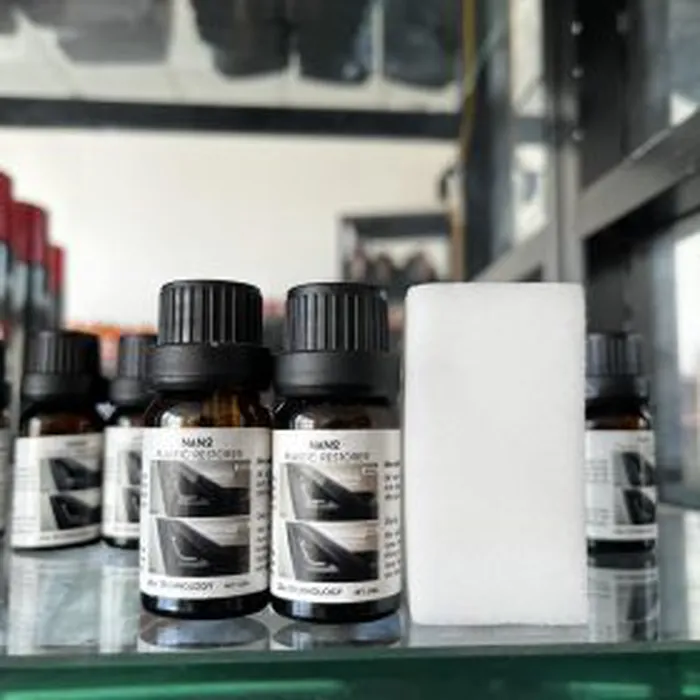 Chai 10ml phục hồi nhựa nhám NANO PLASTIC RESTORER