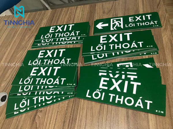 Làm biển chỉ dẫn thoát hiểm trong tòa nhà, văn phòng công ty