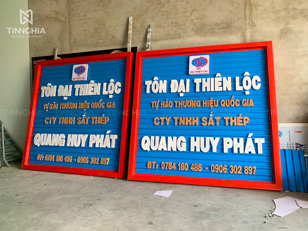 Bảng hiệu bằng tôn sóng chữ nổi Bình Dương