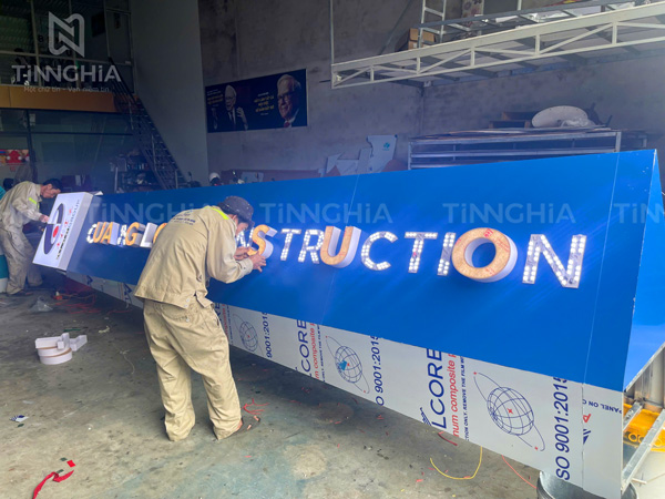 LÀM BẢNG HIỆU CÔNG TY BÀU BÀNG