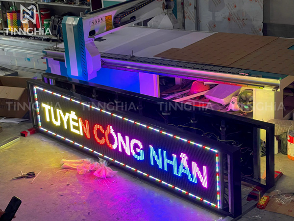 Bảng LED chữ chạy full màu, làm bảng LED ma trận nhiều màu ở Tân Uyên