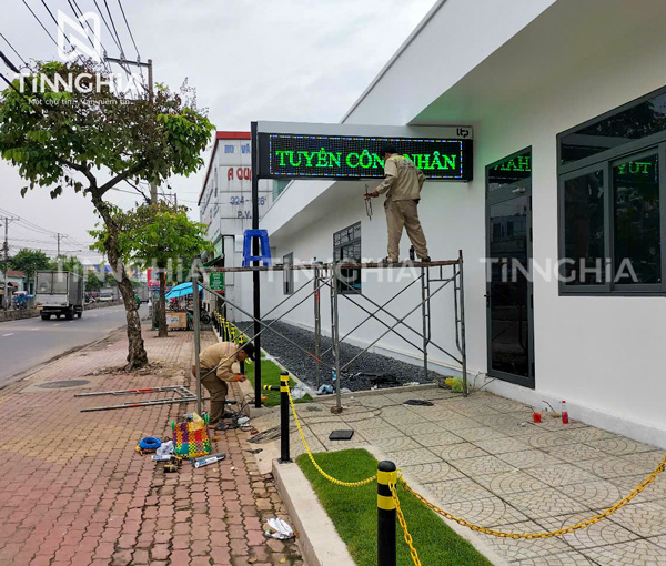 Thi Công Bảng Hiệu LED Ma Trận – Công Nghệ Quảng Cáo Hiện Đại