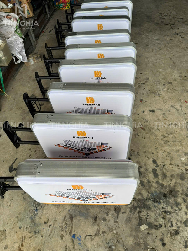 Hộp Đèn Mica Dán Decal Bình Dương