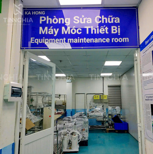 Đặt thi công các loại bảng hiệu mica cho công ty ở Bình Dương