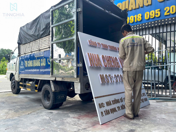 BIỂN HIỆU CHỮ NỔI MICA TPHCM