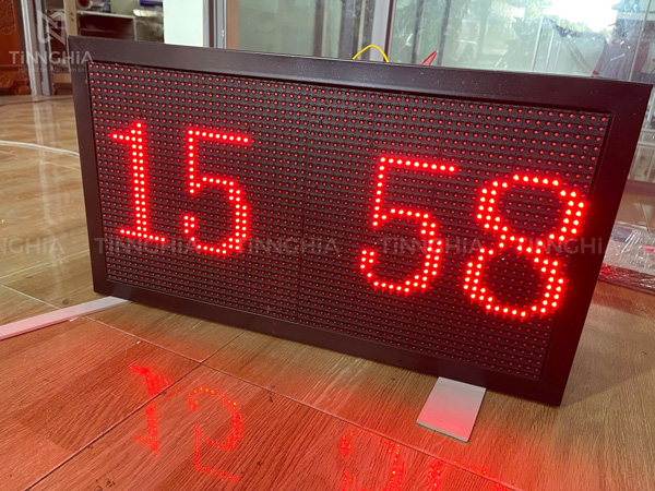 LÀM BIỂN ĐỒNG HỒ LED MATRIX TÂN UYÊN