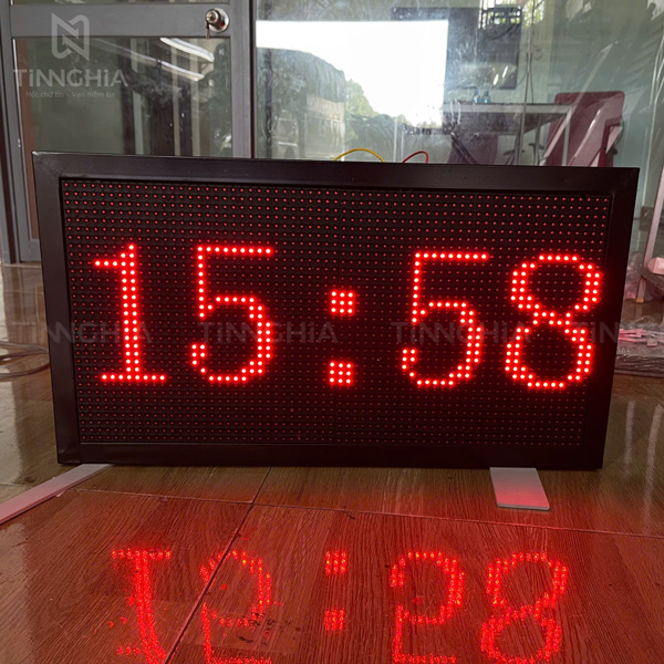 Biển LED ma trận đồng hồ cho công ty Bình Dương