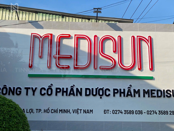 BIỂN QUẢNG CÁO CHỮ MICA TPHCM